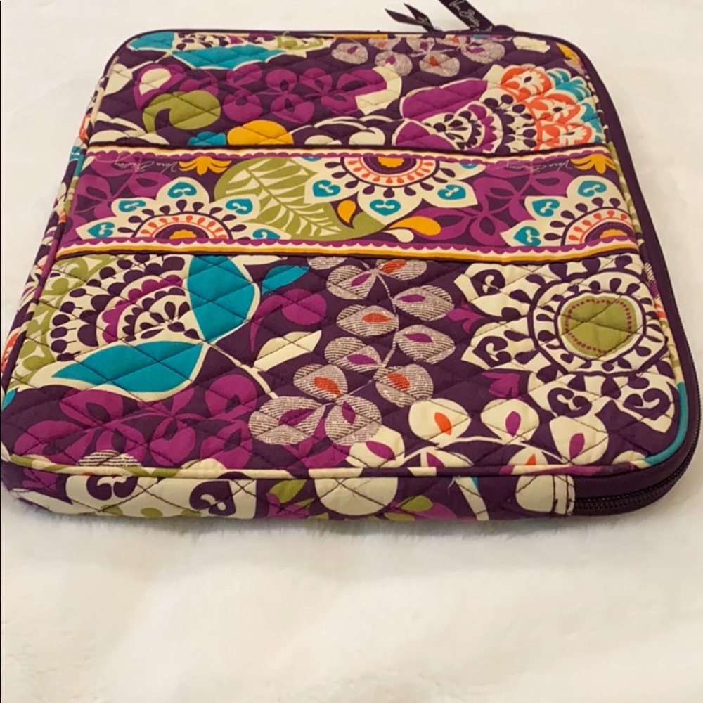 Vera Bradley laptop case (sleeve)! - Picture 2 of 10